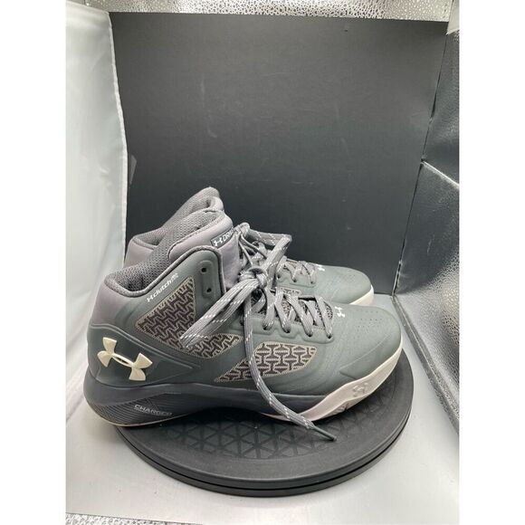 Under Armour Men's Clutchfit Drive 2 Basketball Shoe Size 8 Gray - Picture 4 of 8